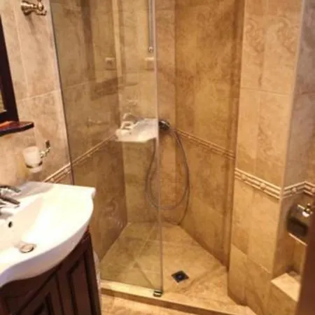 Katalina 公寓式酒店 瓦爾納