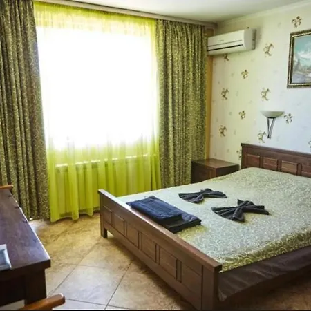 Katalina Lägenhetshotell 4*