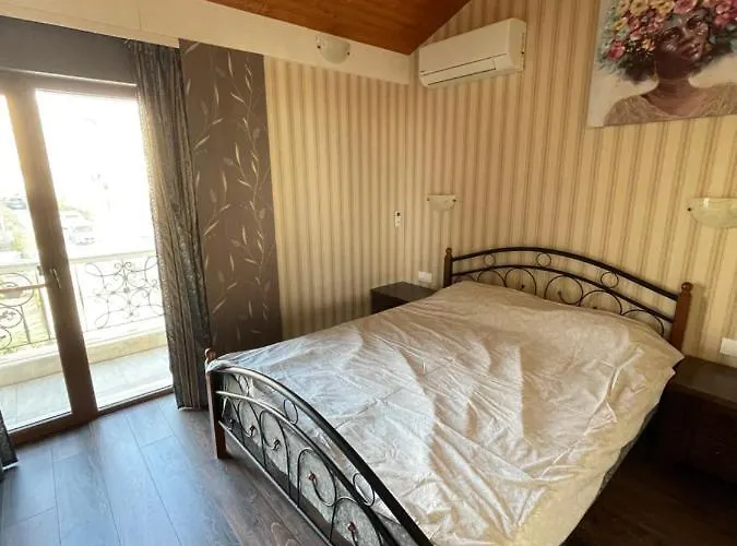 Katalina アパートホテル 4*