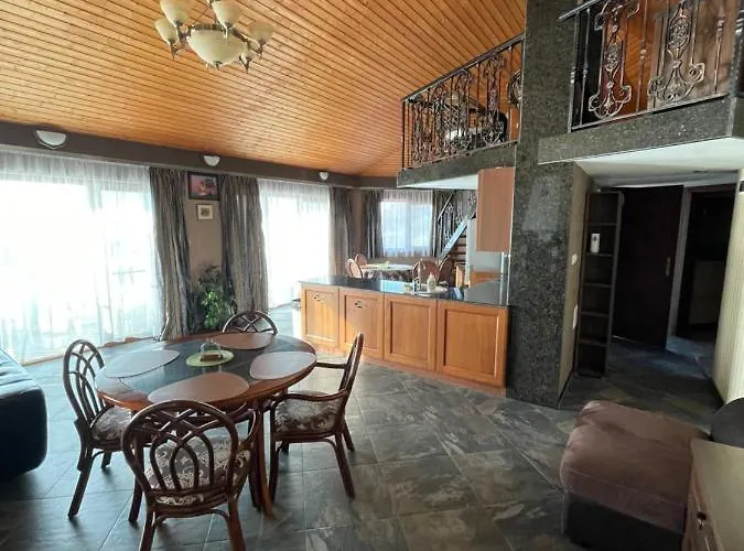 Katalina アパートホテル 4*