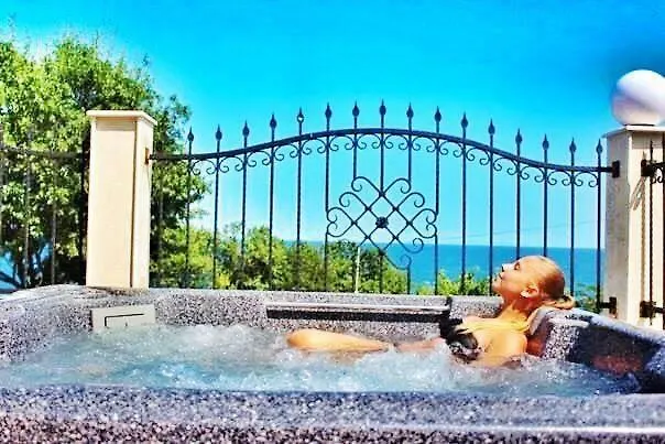 Katalina ヴァルナ