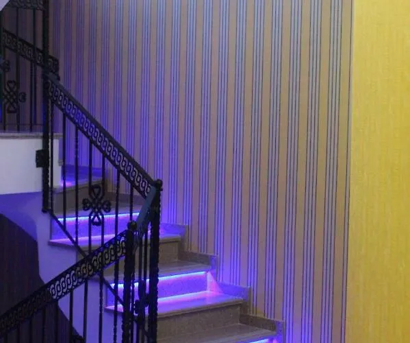 Katalina アパートホテル