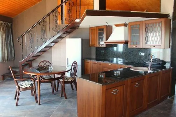 アパートホテル Katalina 4*