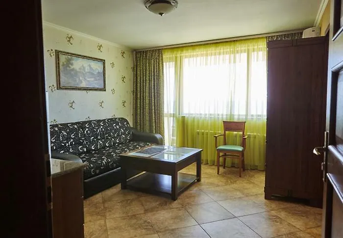 アパートホテル Katalina