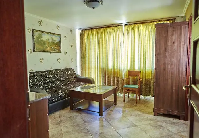 Katalina ヴァルナ