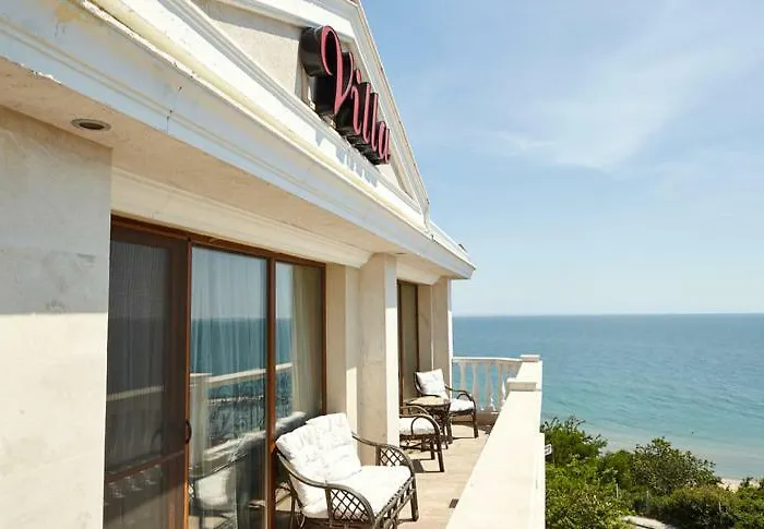 Katalina アパートホテル